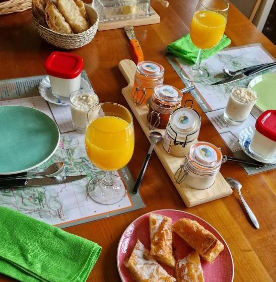 צימר A L Ecole Buissonnière, Chambre D Hôtes En Sidobre