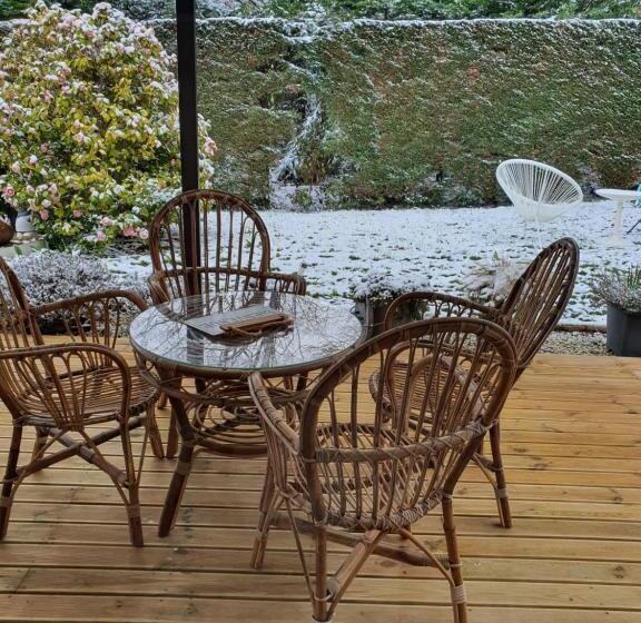 צימר A L Ecole Buissonnière, Chambre D Hôtes En Sidobre