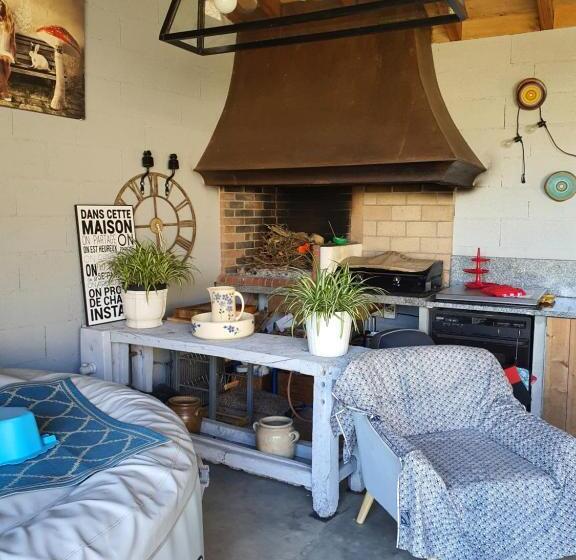 צימר A L Ecole Buissonnière, Chambre D Hôtes En Sidobre