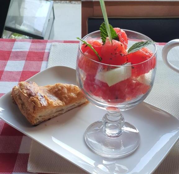 צימר A L Ecole Buissonnière, Chambre D Hôtes En Sidobre