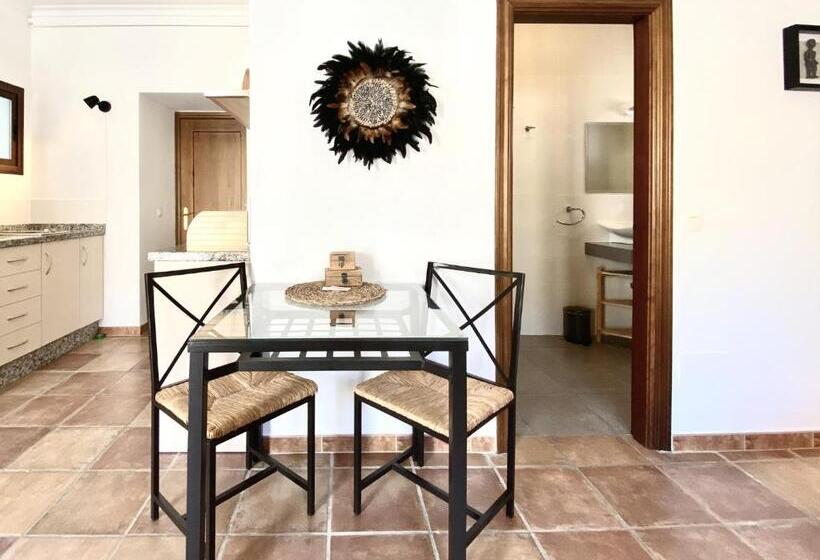 مبيت وإفطار Casa La Calera   Adults Only