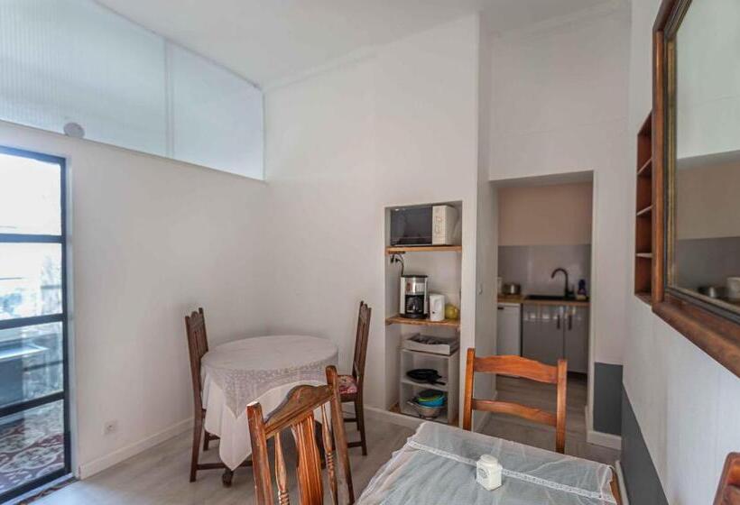 민박 Chambre D Hôtes Les Jardins De Marie, Sci Charles Iii