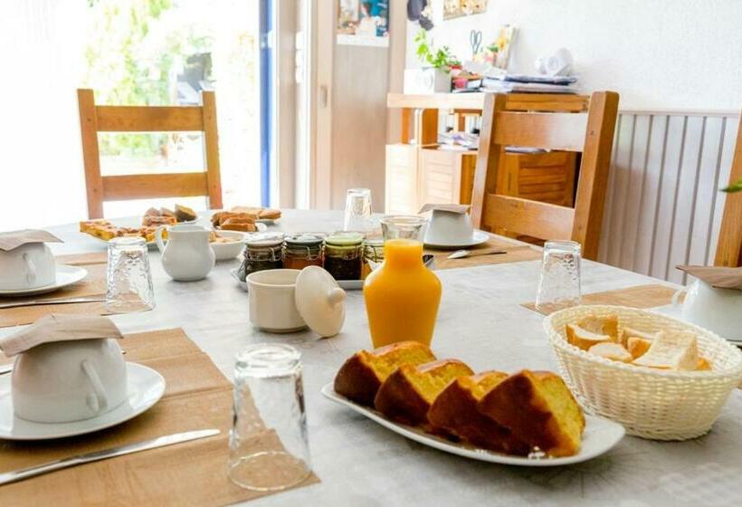 مبيت وإفطار Chambres Et Table D Hôtes Floromel La Souterraine En Rez De Chaussee