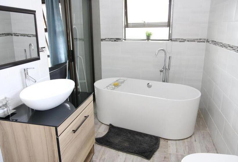 צימר Charis View Guest House