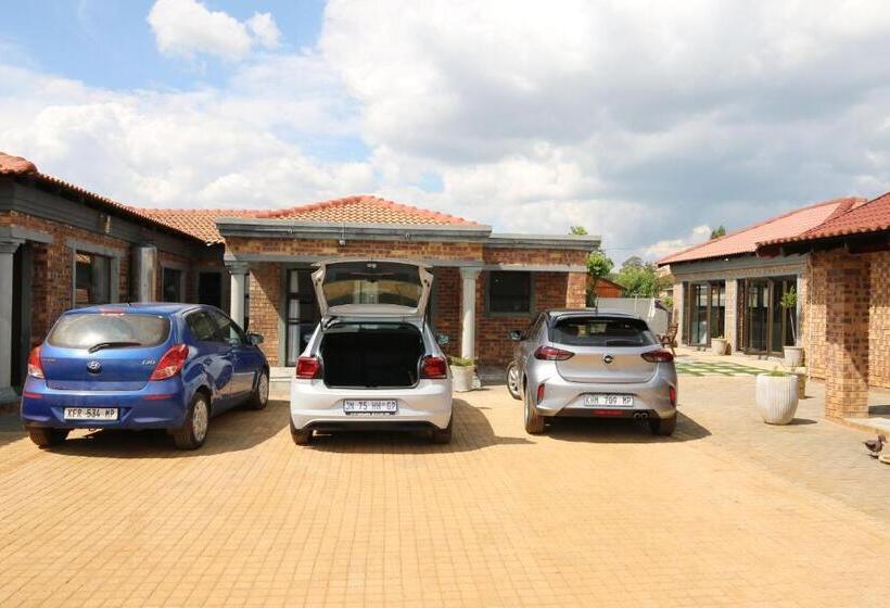 צימר Charis View Guest House