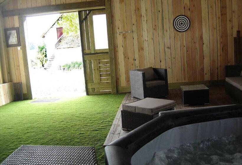 مبيت وإفطار L Anagramme, Chambres, Table D Hôtes Et Gîte Pour Adultes, Naturistes Ou Non !