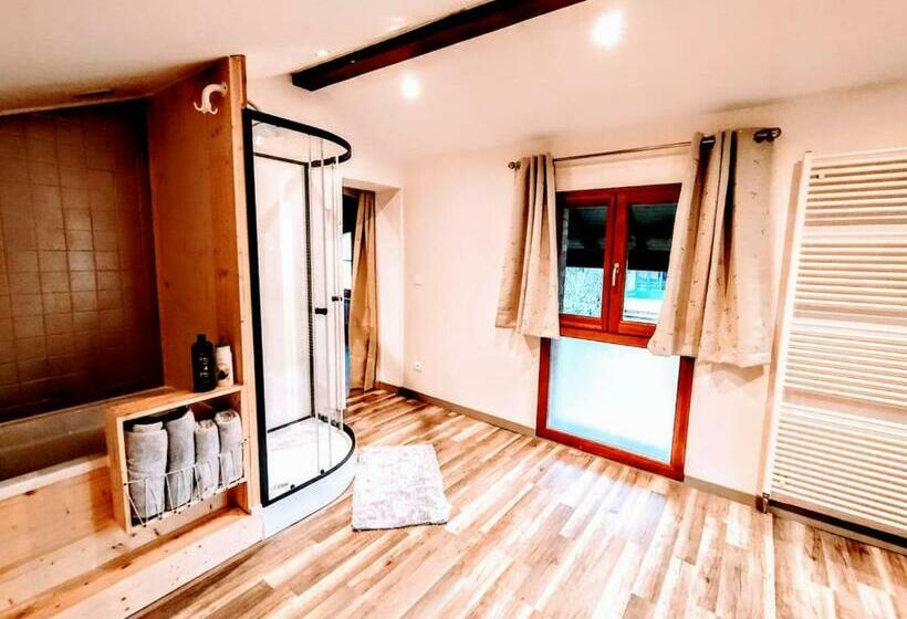 تختخواب و صبحانه La Maison Cachée Du Pavillon Bellevue