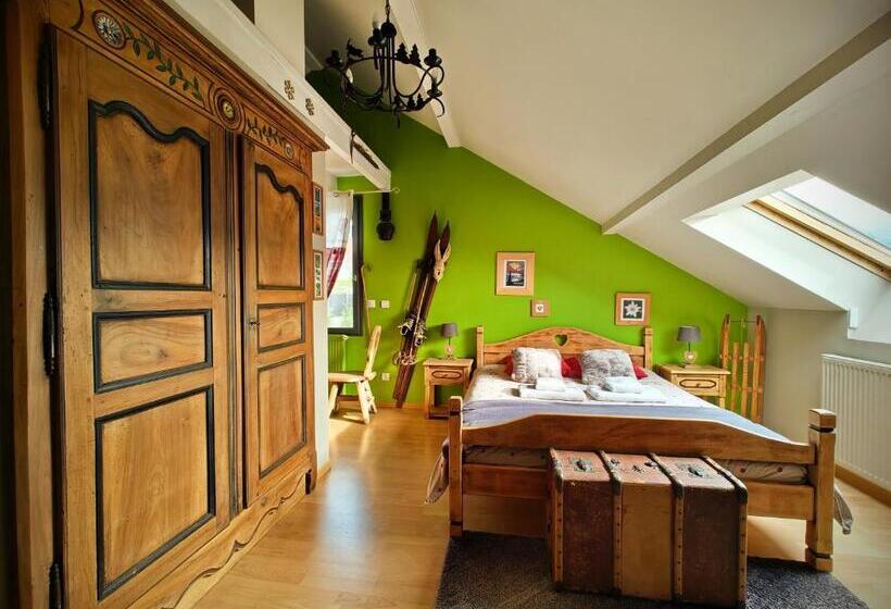 ベッドアンドブレックファースト Le Belvédère : Chambres Et Table D Hôtes