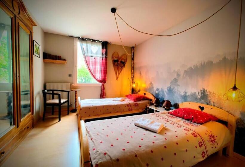 ベッドアンドブレックファースト Le Belvédère : Chambres Et Table D Hôtes