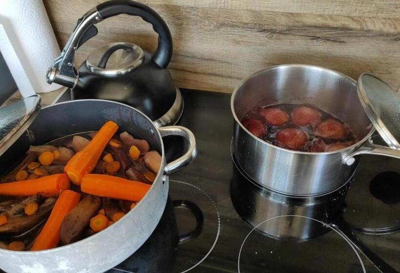 ベッドアンドブレックファースト Le Belvédère : Chambres Et Table D Hôtes