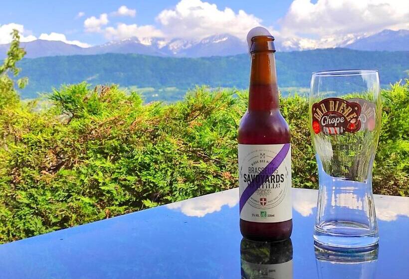 ベッドアンドブレックファースト Le Belvédère : Chambres Et Table D Hôtes