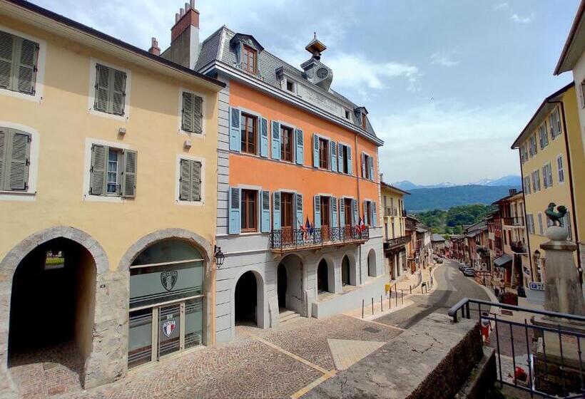 ベッドアンドブレックファースト Le Belvédère : Chambres Et Table D Hôtes