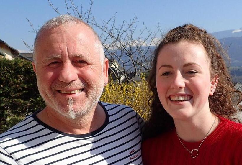 ベッドアンドブレックファースト Le Belvédère : Chambres Et Table D Hôtes