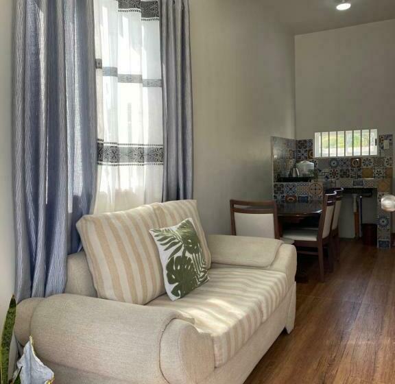 민박 Doroteo S Transient House