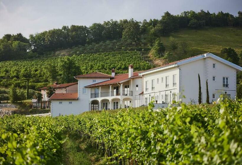 تختخواب و صبحانه Peterc Vineyard Estate