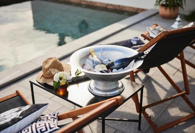 تختخواب و صبحانه Peterc Vineyard Estate