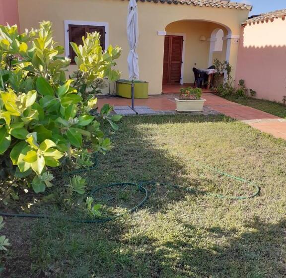 Casa Mirice In Residence Con Piscina ,wifi,climatizzatore Vicino Al Mare