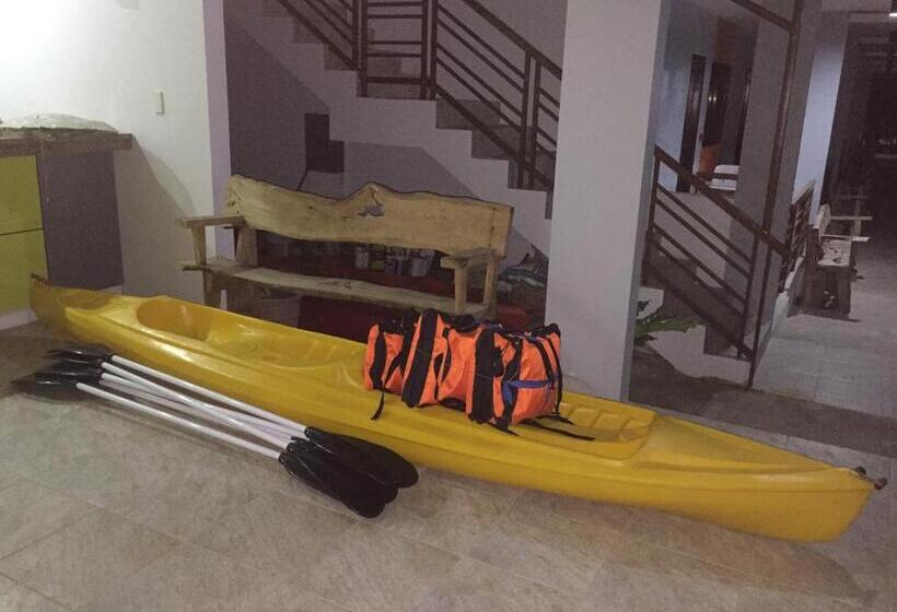 Cerca Parola Beach Resort