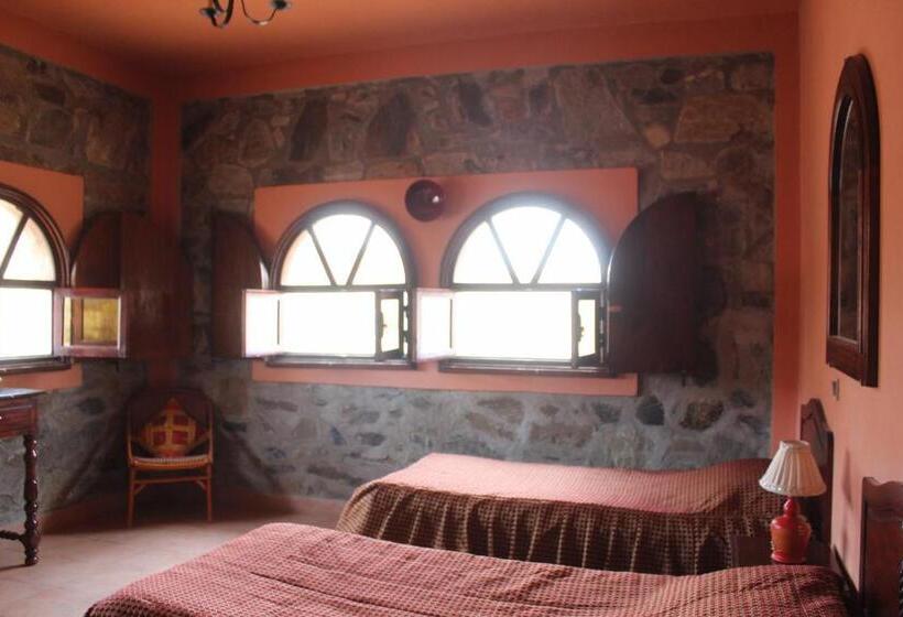 هتل Complexe Touristique Fort Bou Jerif