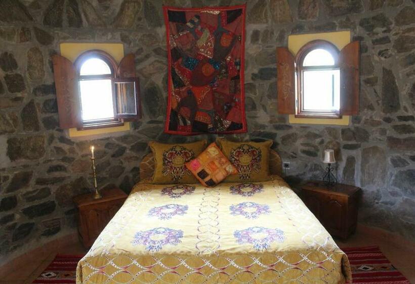 هتل Complexe Touristique Fort Bou Jerif