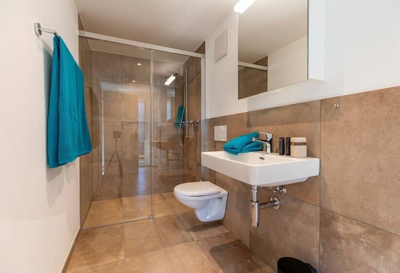 ホテル Guesthouse Meitschi Thun   Contactless Self Check In