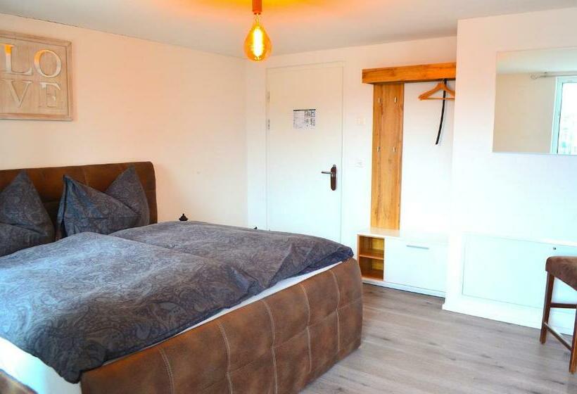 酒店 Guesthouse Meitschi Thun   Contactless Self Check In