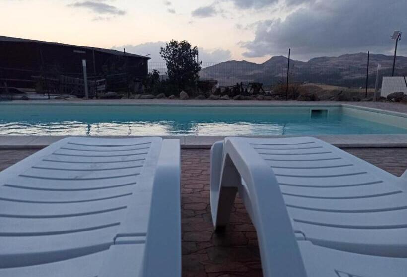 Отель L  Antica Trebbia   Rooms