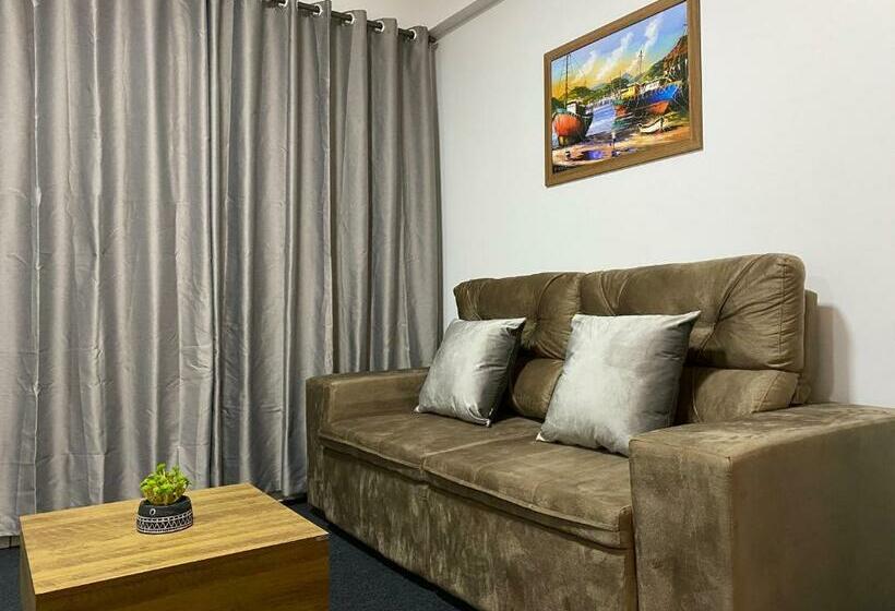 Отель Quarto Luxo Silver