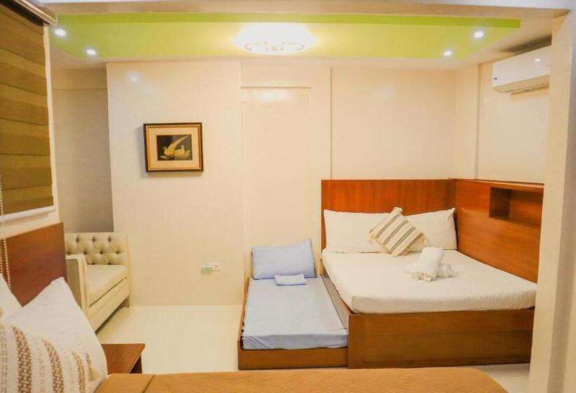 فندق Youhan Beach Resort