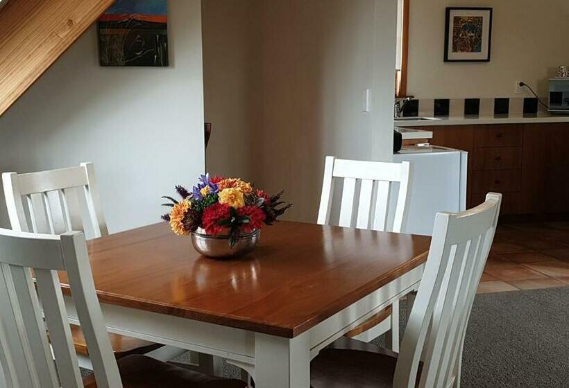 پانسیون Ddog Vineyard & Bnb