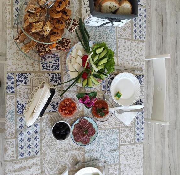 פנסיון Happy Home