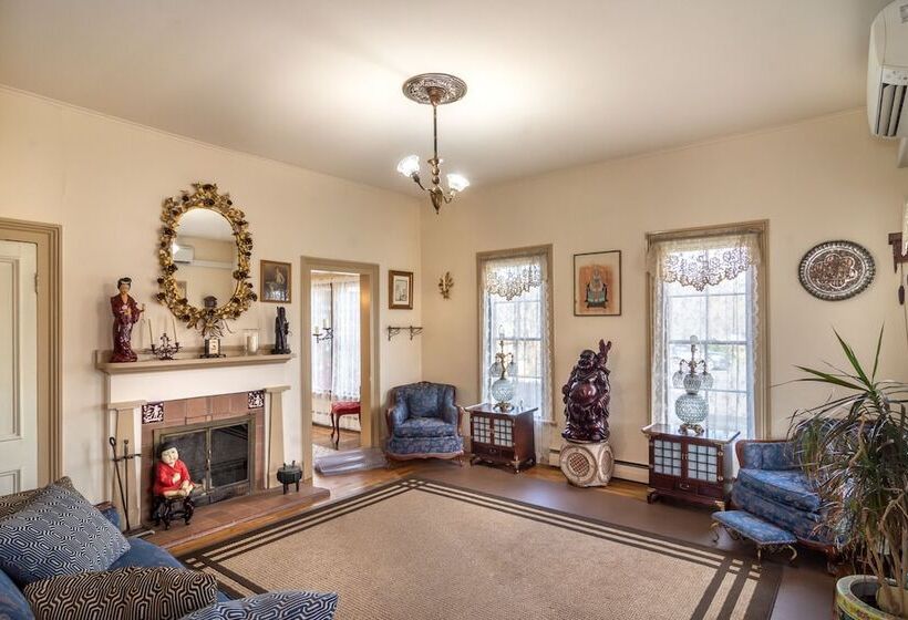 بنسيون Historical John Rast House Circa 1875