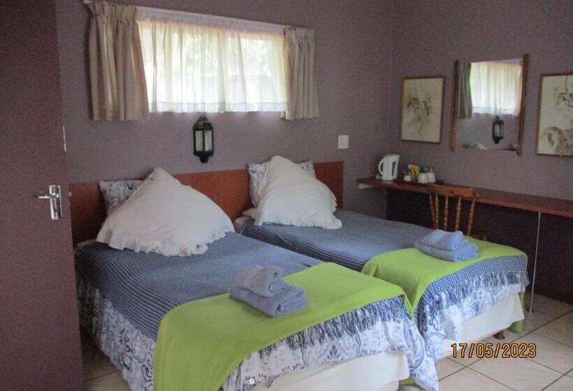 ペンション Lutea Guest House