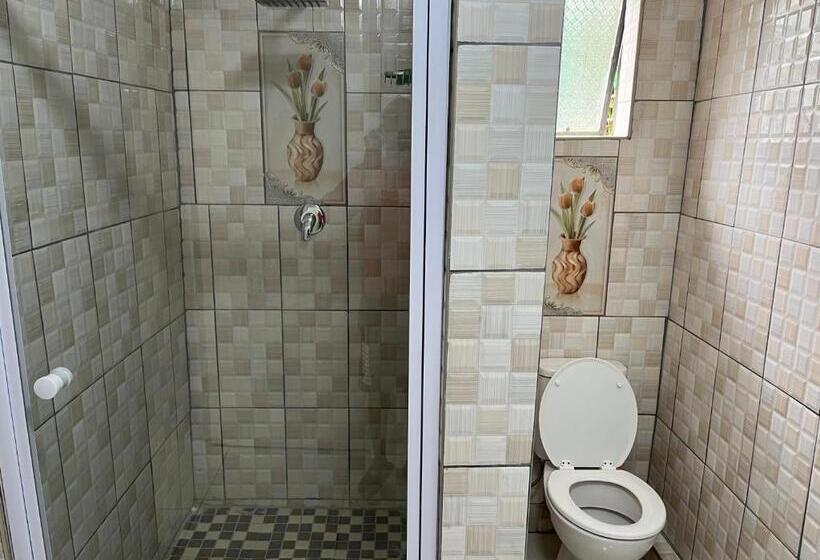 פנסיון The Cottage