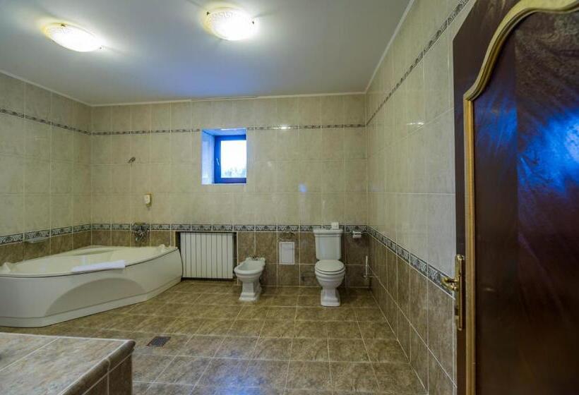 بنسيون Vila Miorita