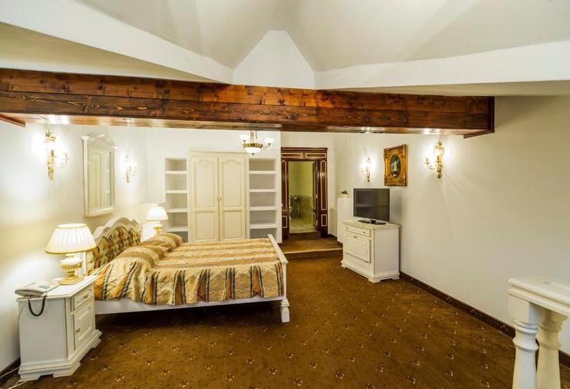 بنسيون Vila Miorita