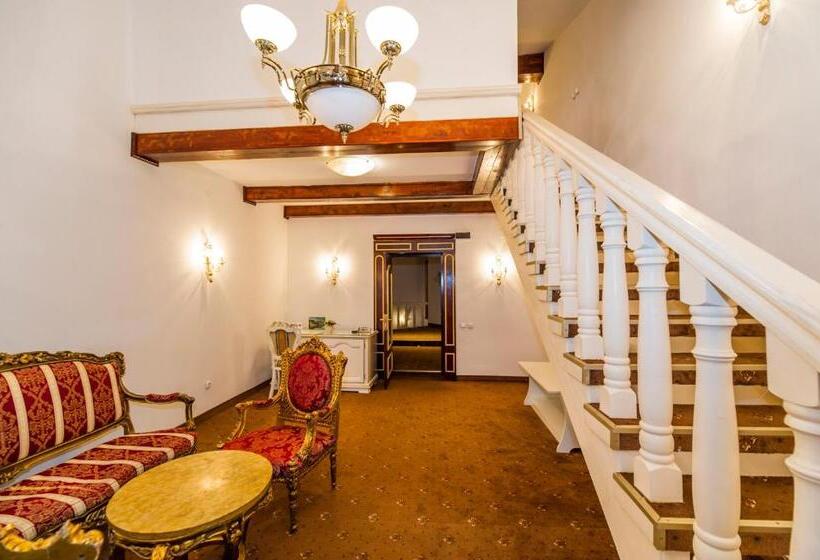 بنسيون Vila Miorita