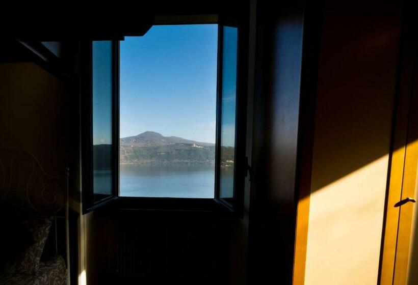 بنسيون Villa Forti