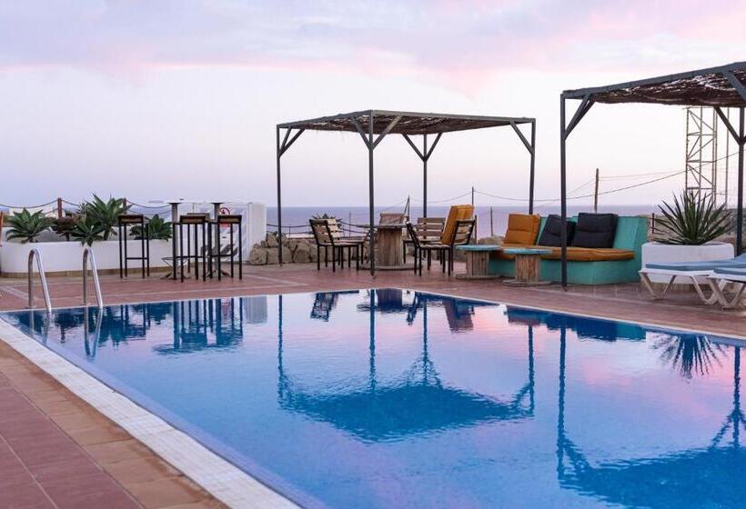 فندق صغير The Tree House Tenerife