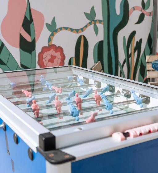 فندق صغير The Tree House Tenerife