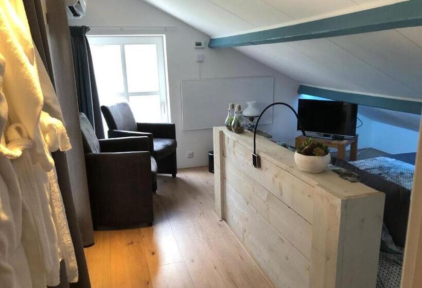 ベッドアンドブレックファースト Altynghe