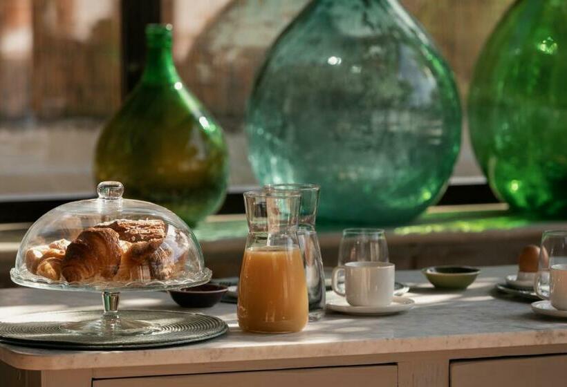 ベッドアンドブレックファースト Cantine Cipri Resort