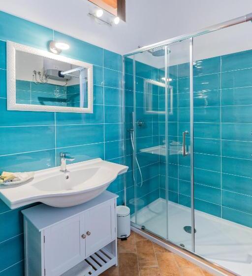 ベッドアンドブレックファースト Cantine Cipri Resort