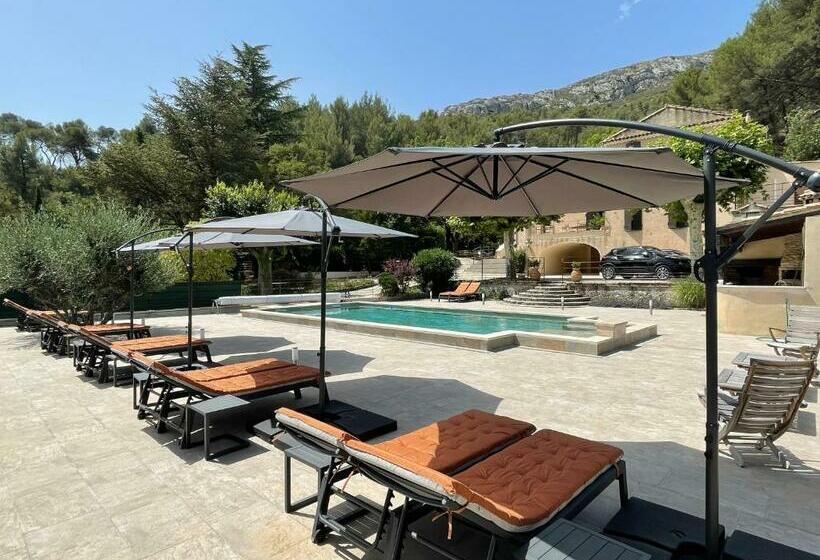 צימר Domaine De Calypso & Suites   Adult Only