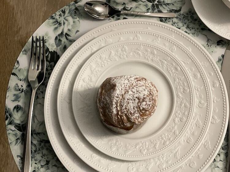 住宿加早餐  La Maison De Martha