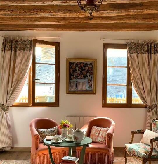 مبيت وإفطار Maison Léontine