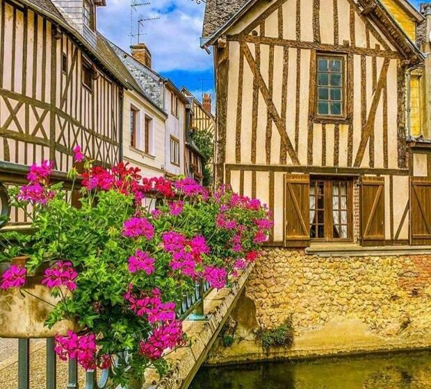 مبيت وإفطار Maison Léontine