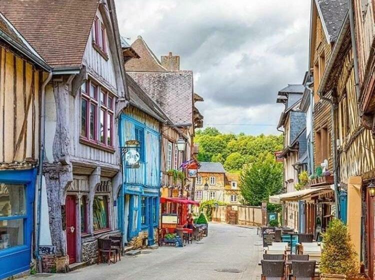 مبيت وإفطار Maison Léontine