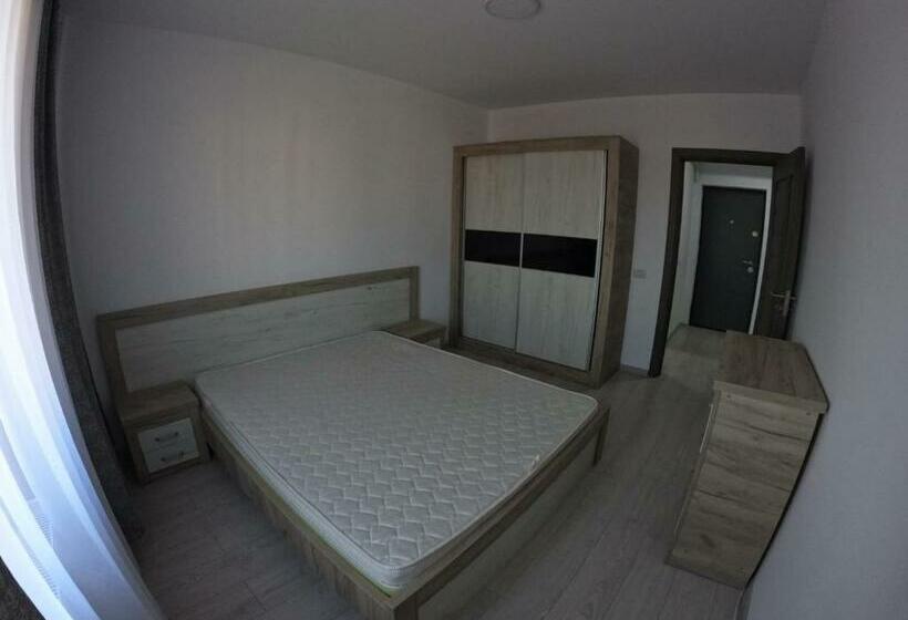 Cazare Bloc Nou Ultracentral