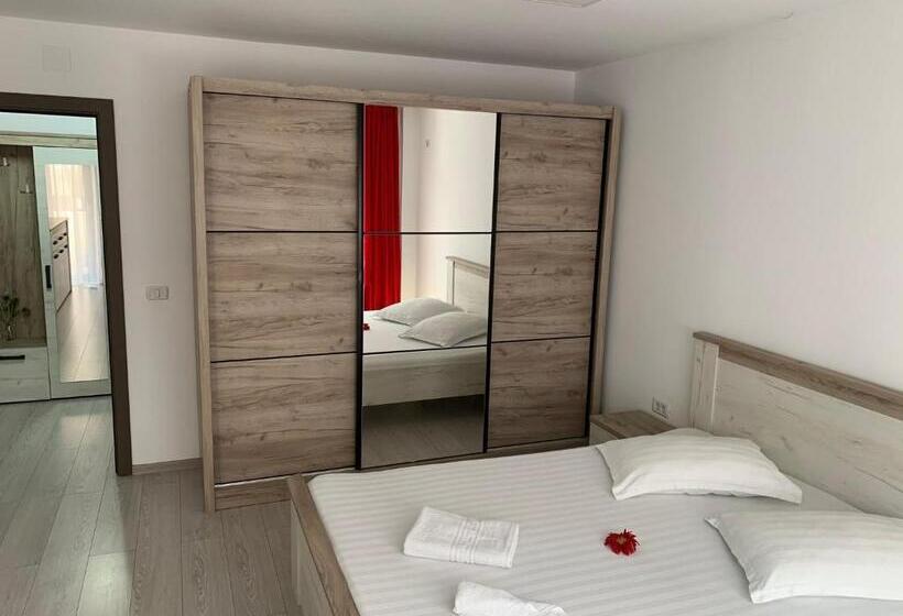 Cazare Bloc Nou Ultracentral